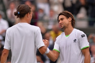 フェレールが苦しみながらも4回戦へ、ウィンブルドン選手権