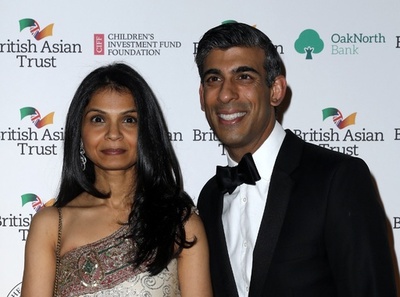 推定資産1200億円 「金持ち首相」スナク氏に集まる厳しい視線