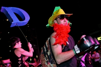 豪シドニー、「ホモフォビア禁止区域」に賛否両論