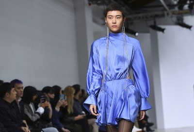 「ミュグレー」20年春夏