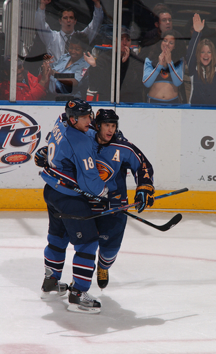 ＜06-07NHL＞スラッシャーズ メープルリーフスを破り今季40勝目を挙げる - 米国