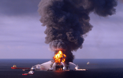 米BP原油流出の原因を発表、装置設計の見直し求める