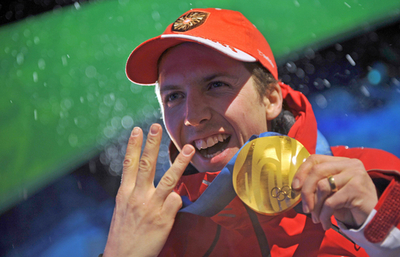 アマンが大会第1号の金メダル 伊東が日本勢最高の15位、バンクーバー冬季五輪