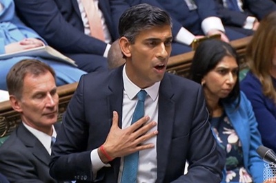 英新首相、財政計画発表を延期 フラッキング解禁撤回