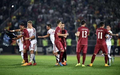 セルビア対アルバニアの試合が中止、欧州選手権予選