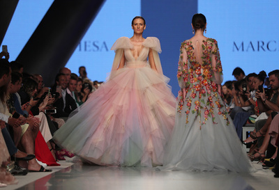 「マルケーザ」ドバイで魅了した華麗なるプリンセスルック