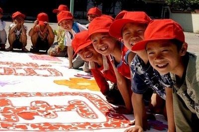 「汚職公務員になりたい」、6歳の少女が語った将来の夢 中国