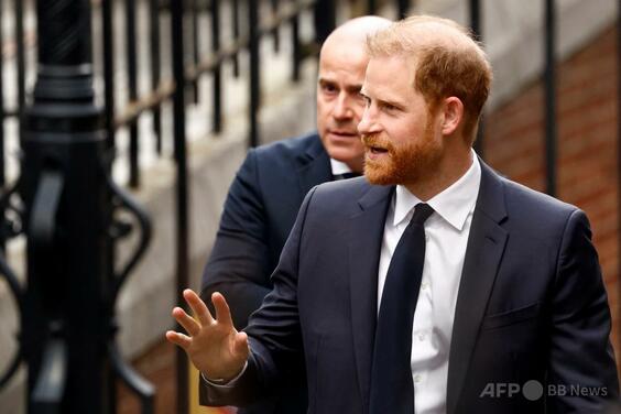 「妻の人生をひどく惨めなものに」ヘンリー英王子、タブロイド紙を非難