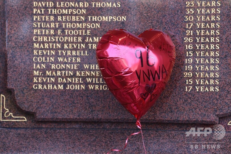 「ヒルズボロの悲劇」から30年、リバプール本拠地で追悼