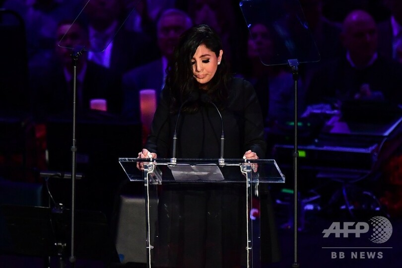 故コービー氏の妻、墜落ヘリの運航会社を提訴