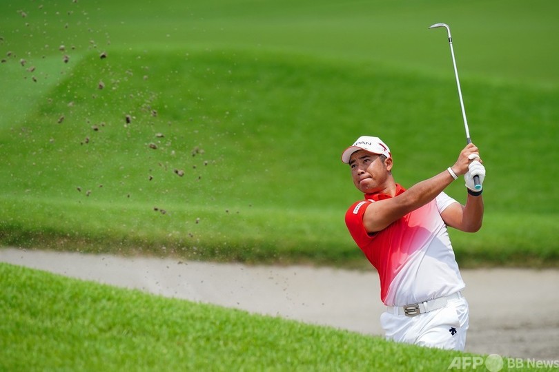 松山2アンダーで20位発進 伏兵シュトラカが首位 五輪ゴルフ男子