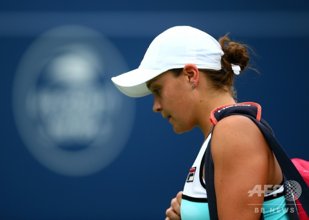 世界1位バーティが初戦敗退、米若手に逆転負け ロジャーズ杯 世界1位バーティが初戦敗退、米若手に逆転負け ロジャーズ杯