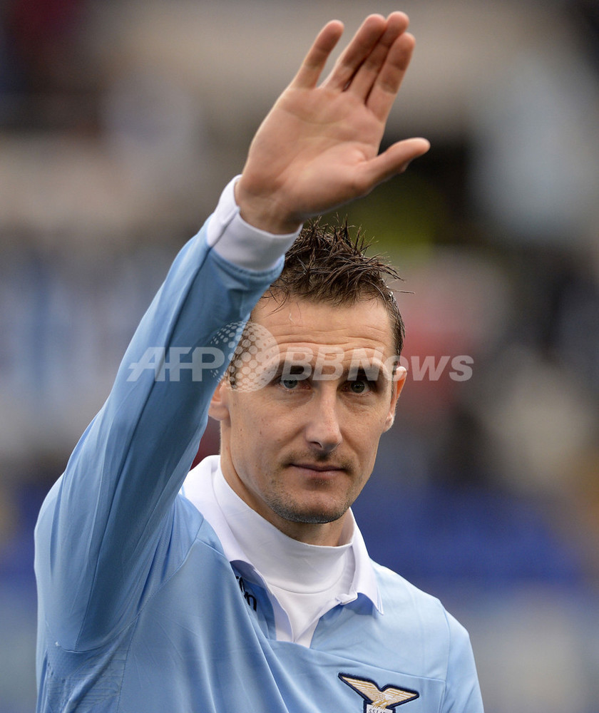 ドイツ代表のクローゼ 3月のw杯予選欠場へ 写真1枚 国際ニュース Afpbb News