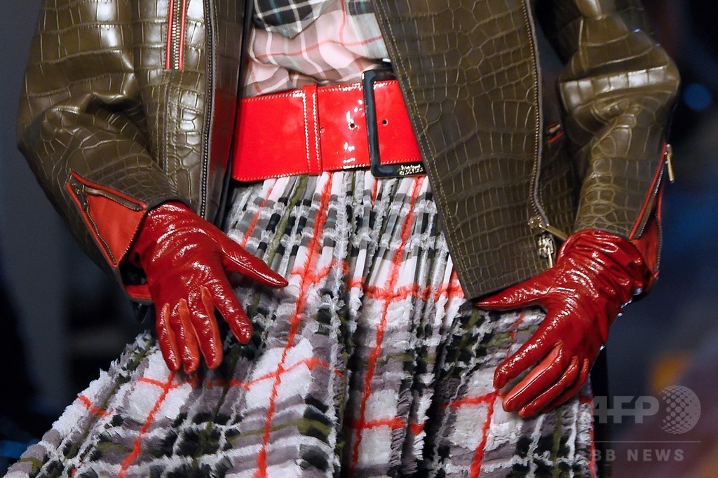 「ジャンポール・ゴルチエ」16/17年秋冬パリ・オートクチュール