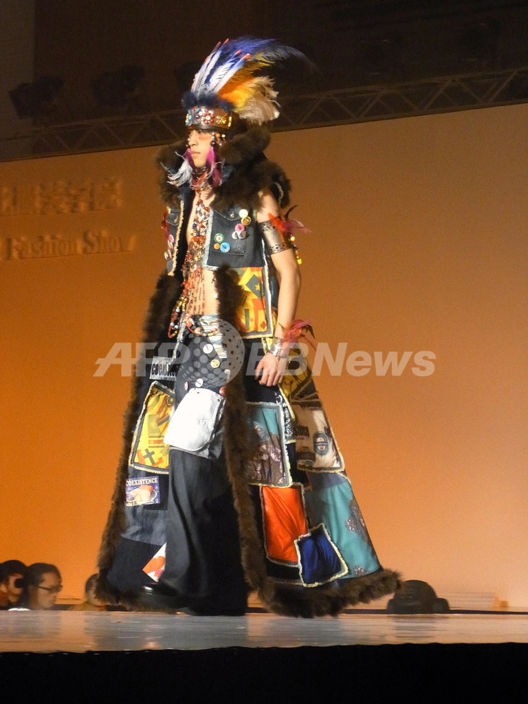学生らによる迫力の作品一堂に、文化学園文化祭に2万人超える来場者