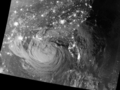 地球観測衛星「スオミNPP（Suomi NPP）」が撮影した熱帯低気圧アイザック（Isaac）と米メキシコ湾岸の都市(2012年8月28日撮影)。(c)AFP/NASA EARTH OBSERVATORY