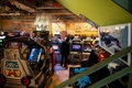レトロゲームで遊べる東京のゲームセンター「ゲーセンミカド」（2021年1月26日撮影）。(c)Philip FONG / AFP