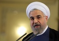 イラン・テヘランで演説するイランのハッサン・ロウハニ大統領（2015年4月3日撮影）。(c)AFP/ATTA KENARE