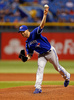 13MLB、タンパベイ・レイズ（Tampa Bay Rays）対トロント・ブルージェイズ（Toronto Blue Jays）。先発登板するトロント・ブルージェイズのJAハップ（J.A. Happ、2013年5月7日撮影）。(c)AFP/Getty Images/J. Meric