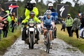 自転車ロードレースのワンデークラシック、パリ～ルーベ女子の部。レースに臨むトレック・セガフレードのエリザベス・ダイグナン（2021年10月2日撮影）。(c)ERIC LALMAND / BELGA / AFP
