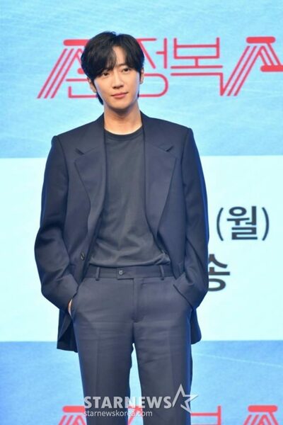 イ・サンヨプ、3月24日に結婚式…ユ・ジェソクが司会