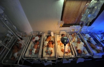 未熟児の自閉症リスク、正常な新生児の5倍