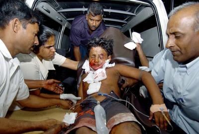 ＜スリランカ紛争＞コロンボ近郊でバス爆発、5人死亡、50人以上負傷 - スリランカ