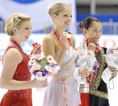女子シングル、コストナー優勝 村上3位 浅田は8位、フィギュアNHK杯