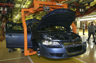 露自動車ガズ、新モデル「Gaz Siber」組立工場を公開