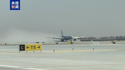 中国内蒙古自治区のフフホト盛楽国際空港 運用開始に向けた試験飛行に成功