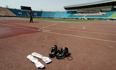 「足が臭い」と言われてルームメイトを殺害 米国