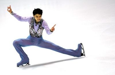 羽生がGPファイナル4連覇に向け首位発進、宇野4位