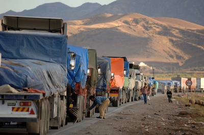 トルコ軍が国境地帯でPKKと戦闘、さらにイラク北部を空爆