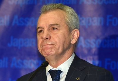 日本サッカー協会がアギーレ監督の解任を発表