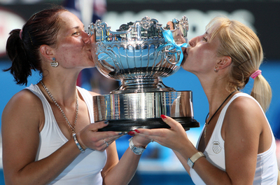 ボンダレンコ姉妹 全豪・女子ダブルス初優勝