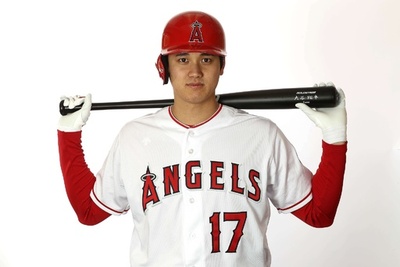 エンゼルスの大谷翔平、春季キャンプ恒例のフォトデーに登場