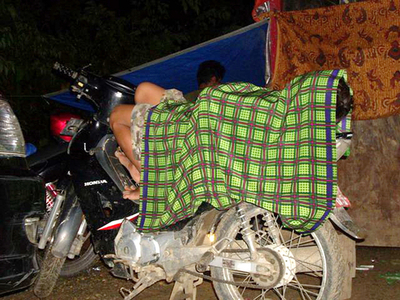 インドネシア・スラウェシ島の地震、死者6人に