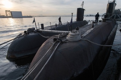 ブラジル、原潜建造し海底油田警備へ