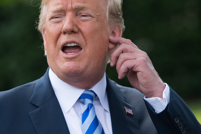 米雇用統計、トランプ氏のほのめかしツイートに非難