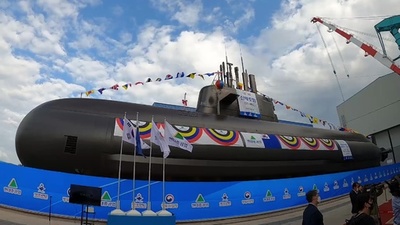 動画:韓国の新弾道ミサイル潜水艦、国防省が映像公開