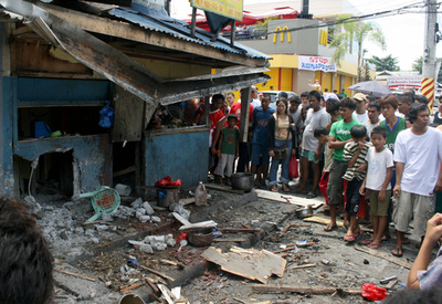 フィリピン南部で爆発、5人死亡