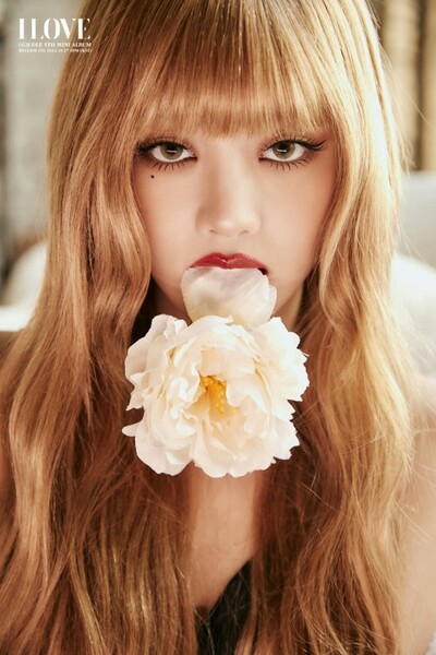 (G)I-DLEミンニ、「KCON 2023 THAILAND」でMCスペシャル舞台