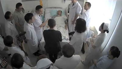 末期がんで入院中の劉暁波氏、家族が人工呼吸を拒否か 病院発表