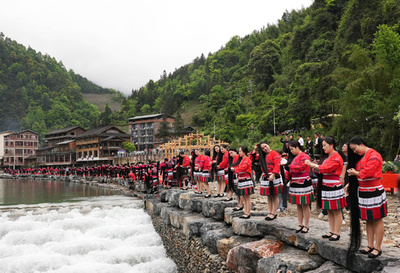 【写真特集】チワン族ヤオ族の民族文化と棚田、観光栄え豊かな村に 中国広西チワン族自治区