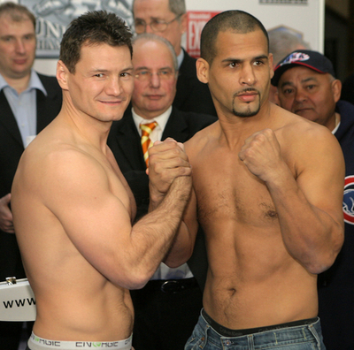 ＜ボクシング＞WBO世界ライトヘビー級王者ゾルト・エルディvsダニー・サンチャゴ戦の前日計量が行われる - ドイツ