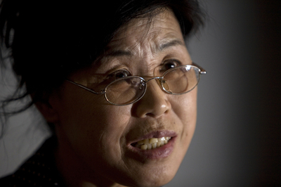 ヤフー提供情報で投獄の中国人ジャーナリストの母、釈放訴え訪米