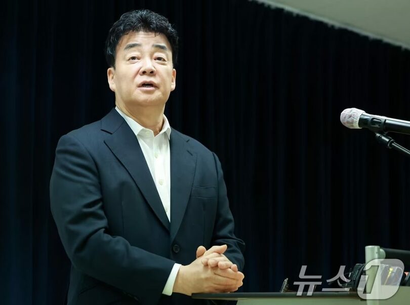 韓国の人気料理家ペク・ジョンウォン氏(c)news1