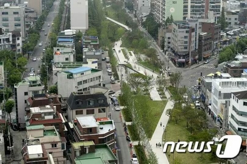 ソウル市麻浦区延南洞の「京義線森の道」(c)news1