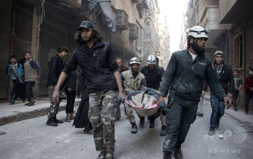 シリア軍が市場空爆、民間人40人死亡