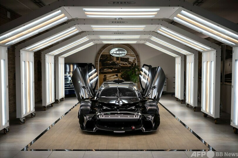 伊「モーターバレー」 高級スポーツカーの聖地